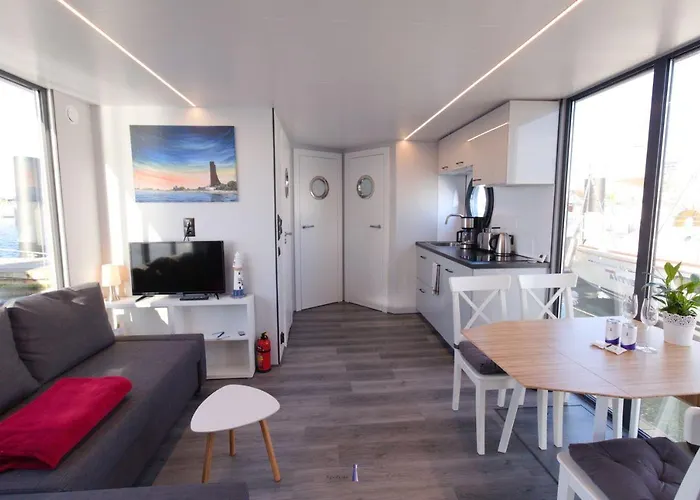 Hausboot Fjord Lacerta Mit Dachterrasse In بوتيل *